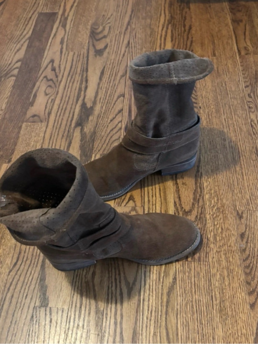 crown vintage brown suede buckle boots - Picture 7 of 10